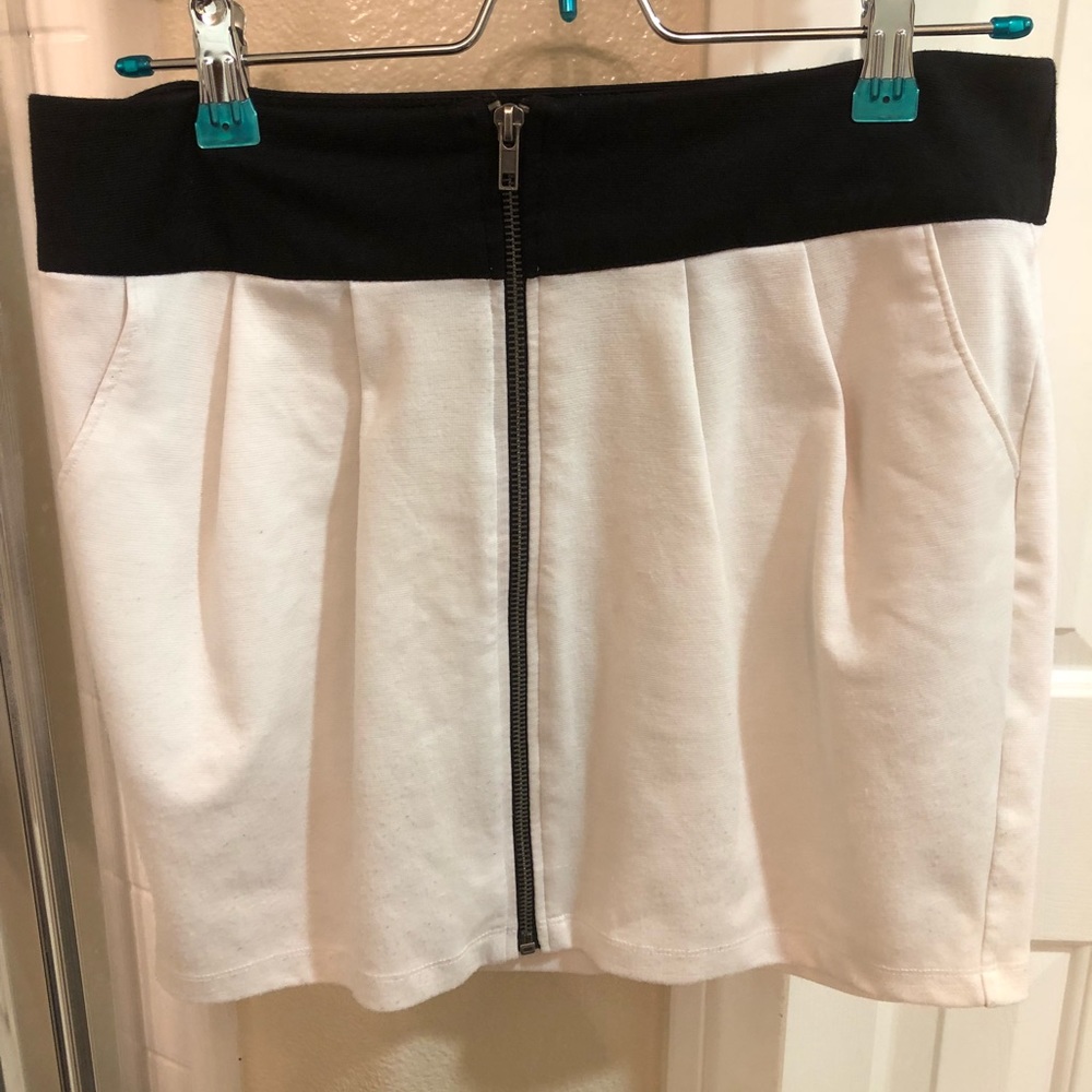 Color block skirt
